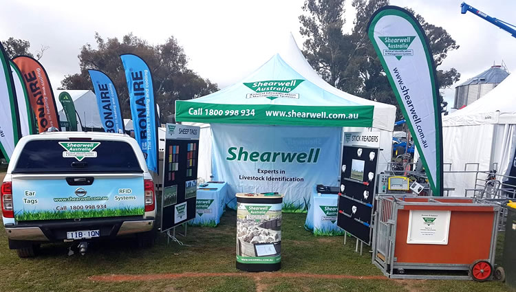 Show stand truck